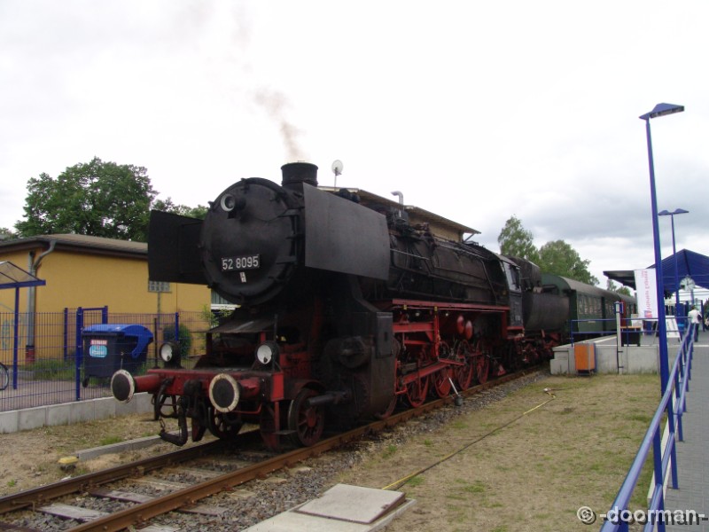 52 8095.jpg