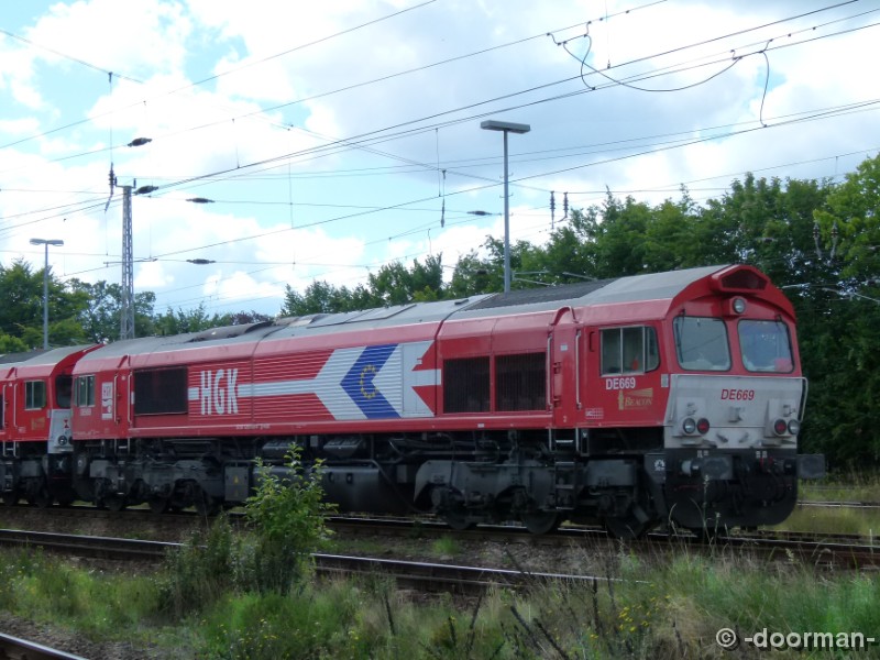 20028453-2 - DE 669 b.jpg
