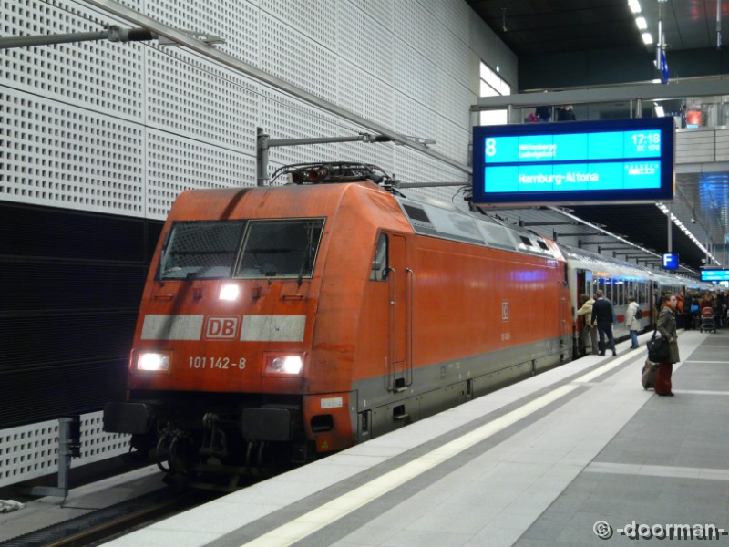 101 142-8.jpg