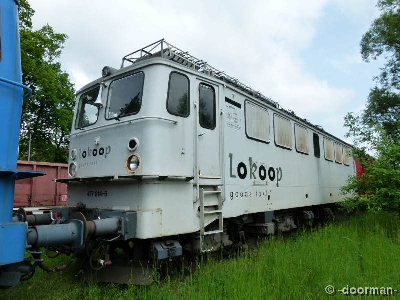 142 288-0 - 477 914-6.jpg