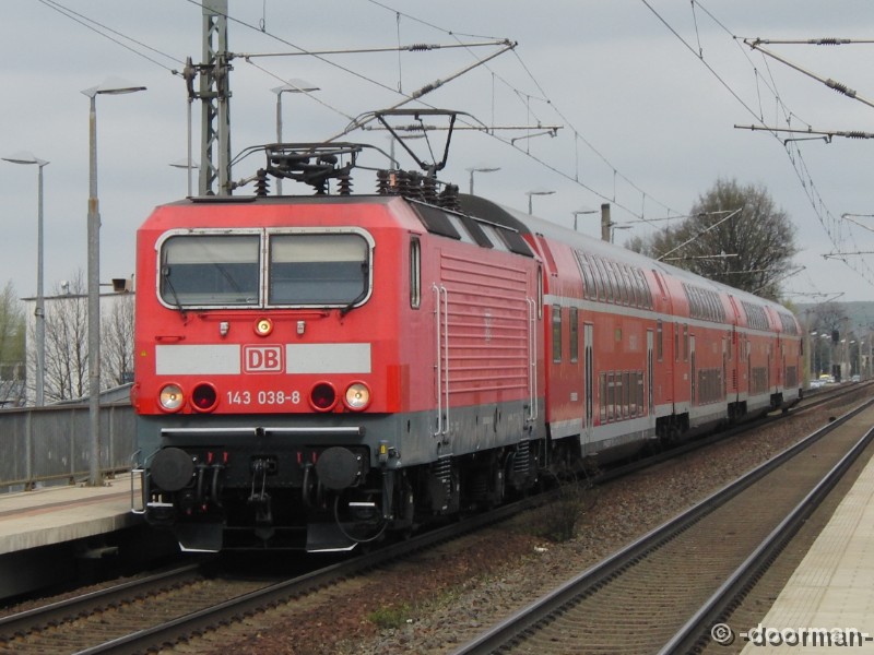 143 038-8.jpg