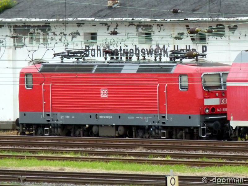 143 859-7.jpg
