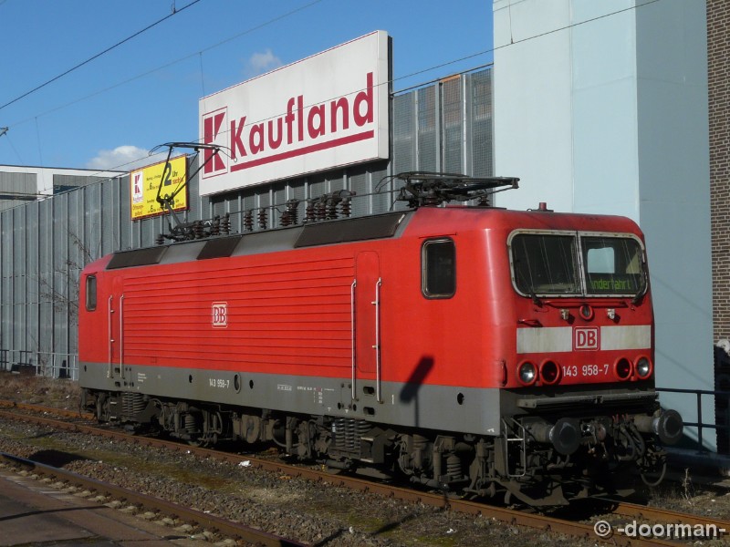143 958-7.jpg