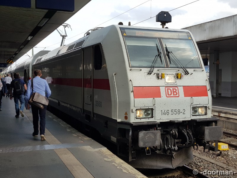 146 558-2.jpg