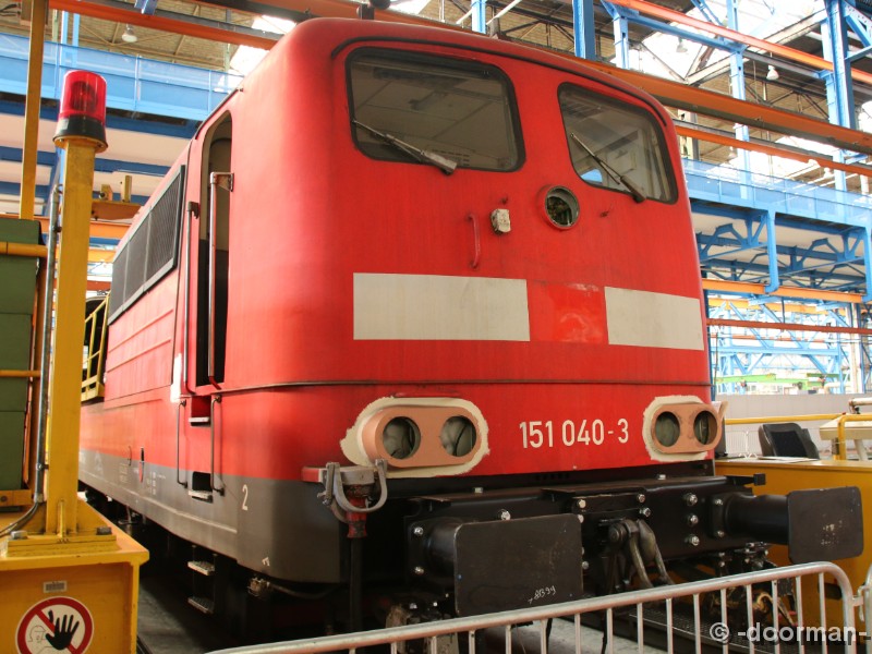 151 040-3.jpg