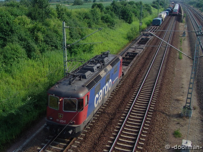 421 373-2.jpg