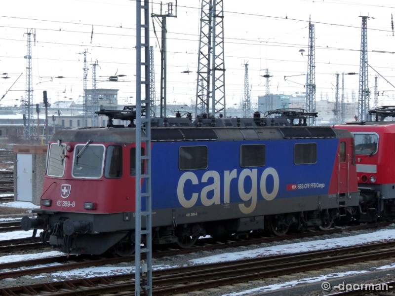 421 389-8.jpg