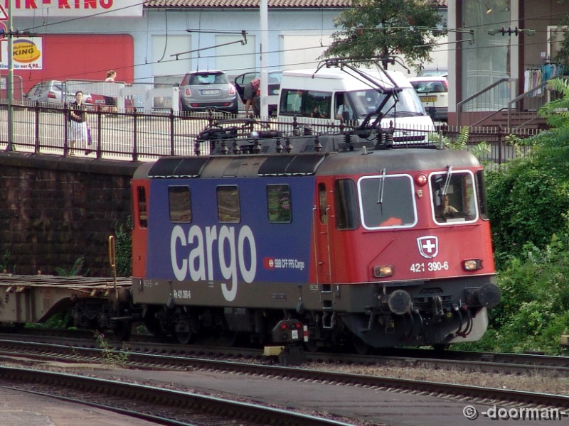 421 390-6.jpg