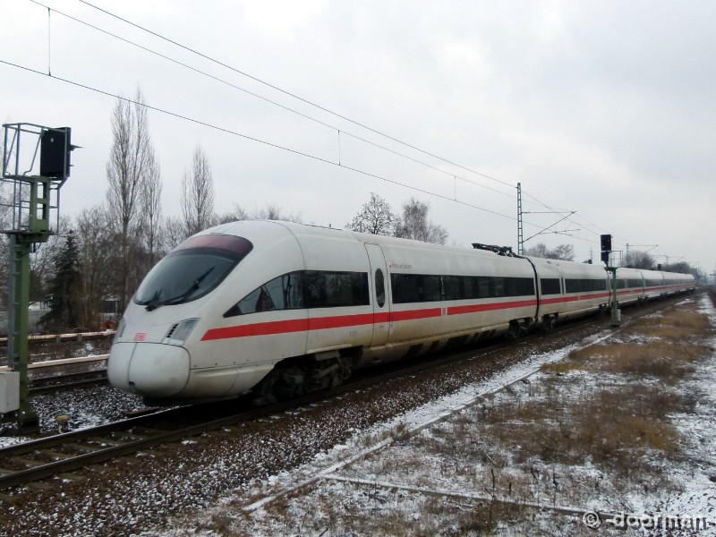411 081-3.jpg